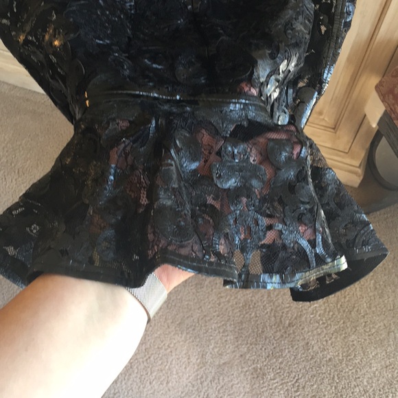 Elie Tahari “Sierra” Leather & Lace Dress - Sz 0 - Picture 5 of 8